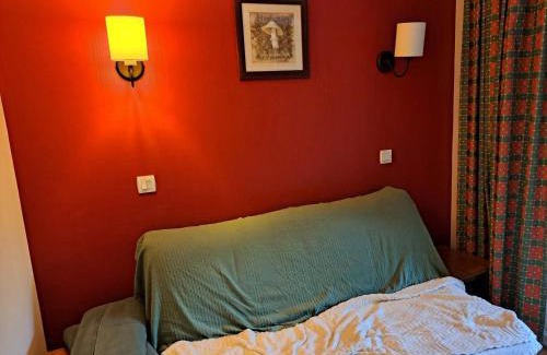 Monflanquin Apartamento | Appartement cosy à Monflanquin, 31 m² avec piscine