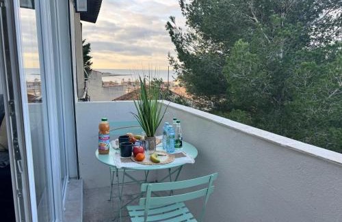 La Couronne Apartamento | Appartement cosy a Martigues avec vue sur la mer 40 m²