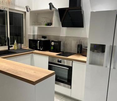 La Couronne Apartamento | Appartement cosy a Martigues avec vue sur la mer 40 m²