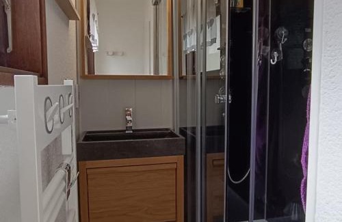 Thollon-les-Memises Apartamento | Appartement cosy proche pistes ski avec garage - FR-1-498-112