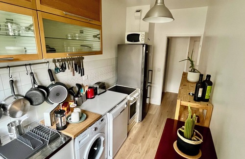 Suresnes Apartamento | Appartement Cosy & Terrasse aux Portes de Paris