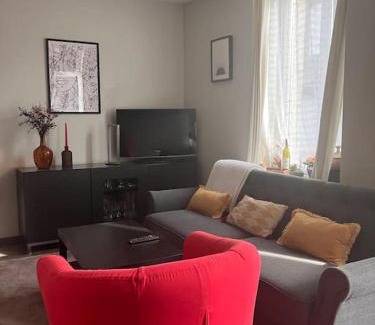 Saint-Georges-des-Groseillers Apartamento | Appartement cosy tout équipé et parking couvert privé aux portes de Flers