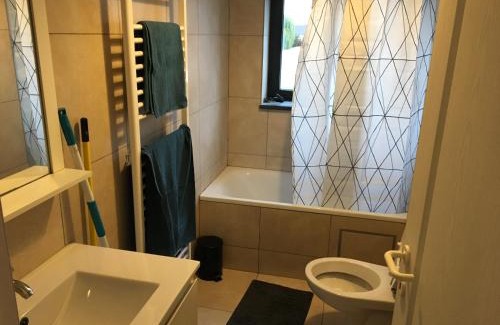 Courcelles Apartamento | Appartement Courcelles