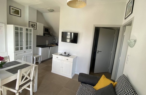 Baden Casa | Appartement Dans Château, Piscine, Balades. 4,5km de L'ile aux Moines