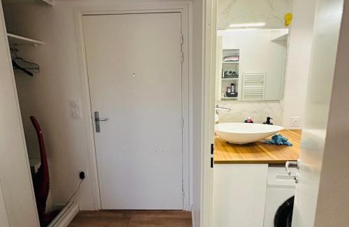 Asnieres-sur-Seine Apartamento | Appartement deux pièces cosy