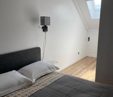 La Tour-du-Pin Apartamento | Appartement de la Fontaine à la Tour du Pin hyper centre parking privé