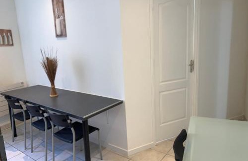 La Tour-du-Pin Apartamento | Appartement de la nation 1