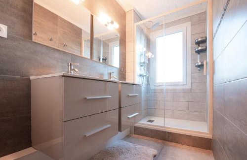 Fontaine Apartamento | Appartement du Vercors - 3 Bedrooms Parking Free Netflix
