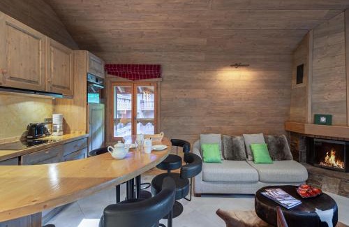 Meribel Village Apartamento | Appartement Duplex Ski aux Pieds, Cheminée, Piscine et Spa, Méribel Village - FR-1-566-35