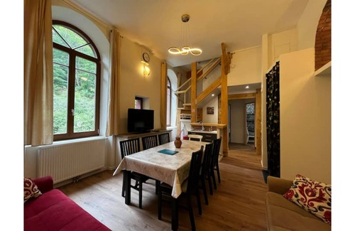 Yzeron Apartamento | Appartement en Duplex de Caractère au Calme
