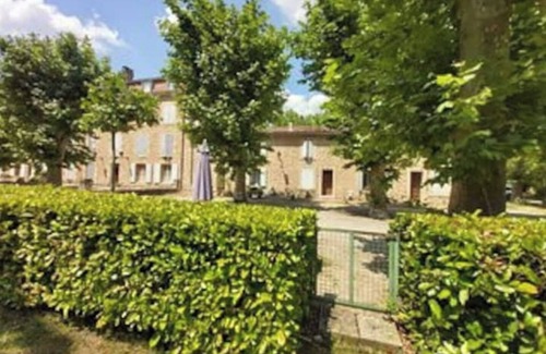 Rustrel Apartamento | Appartement en Résidence, Pied des Ocres, Rustrel