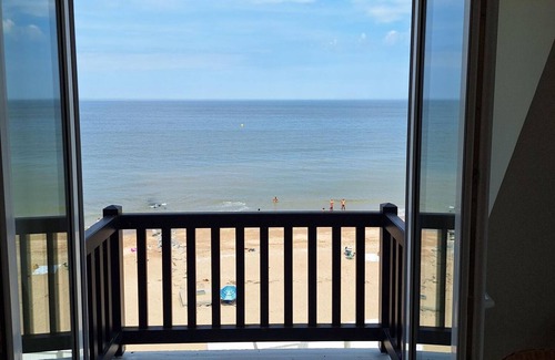 Blonville-sur-Mer Apartamento | Appartement Front de mer 3 Chambres