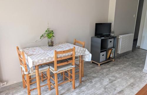 Sorbiers Apartamento | Appartement F2 rez-de-jardin