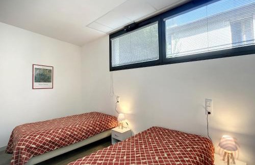 Lamalou-les-Bains Apartamento | Appartement F3 Climatisé PMR à 50m des Thermes avec Terrasse et Parking, Animaux Acceptés - FR-1-451-170