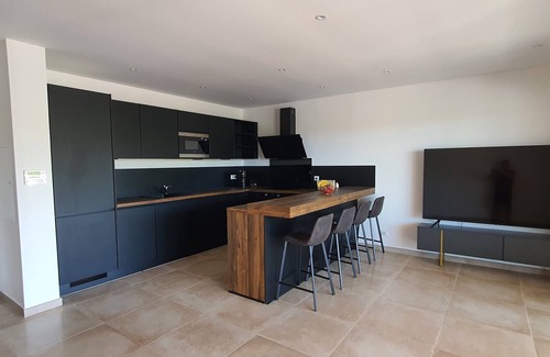 Porticcio Apartamento | Appartement de Standing Neuf Avec Terrasse de 47m2 à 300m de la Plage D'agosta