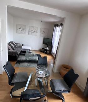 Republique–Point-du-Jour Apartamento | Appartement 60 m², porte de Saint-Cloud