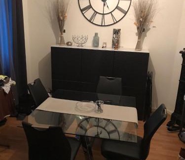 Republique–Point-du-Jour Apartamento | Appartement 60 m², porte de Saint-Cloud
