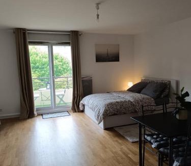 Carrieres-sous-Poissy Apartamento | Appartement Cosy, 30 minutes de Paris