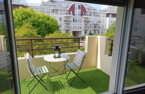 Carrieres-sous-Poissy Apartamento | Appartement Cosy, 30 minutes de Paris