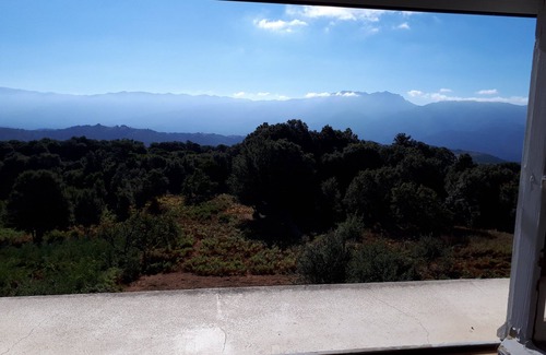 Cognocoli-Monticchi Apartamento | Appartement 3 Pièces Situé au Deuxième Étage D'une Maison de Village en Pierre