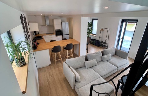 Dinsheim Apartamento | Appartement Avec Terrasse et 2 Chambres