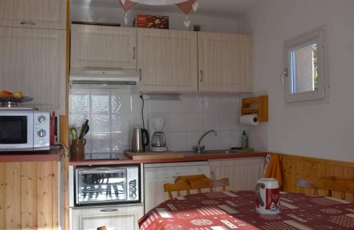 Font-Romeu-Odeillo-Via Apartamento | Appartement 2 pièces cabine, plein sud, balcon, parking, à 800m du centre de Font-Romeu - FR-1-580-80