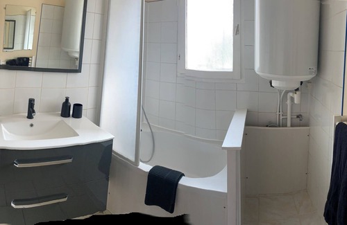 Lacroix-Saint-Ouen Apartamento | Appartement F2 Hyper Centre
