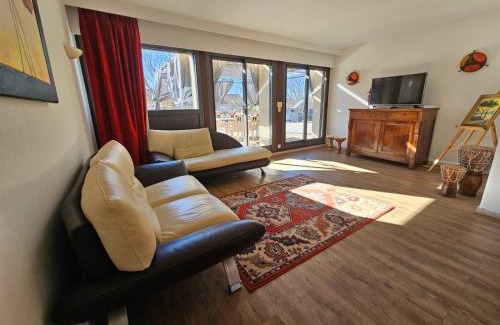 Pernes-les-Fontaines Apartamento | Appartement 3 chambres avec grande terrasse dans le centre de Pernes les Fontaines