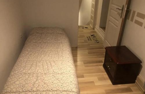 Saint-Eloy-les-Mines Apartamento | Appartement confortable à Saint-Éloy-les-Mines 55 m² pour 6 personnes