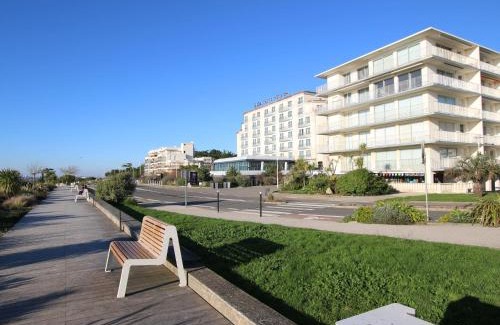 Saint-Brevin-l'Ocean Apartamento | Appartement T2 avec balcon, à 100m de la plage et proche des commerces à Saint-Brevin-les-Pins - FR-1-364-93