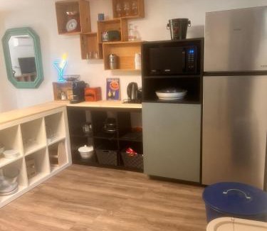 Saint-Genies-Bellevue Apartamento | Appartement rétro nature avec jardin 15 min Toulouse centre