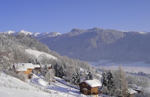 Saint-Paul-en-Chablais Apartamento | Appartement chalet rénové 6 pers avec terrasse proche Evian, ski et randonnée - FR-1-498-29