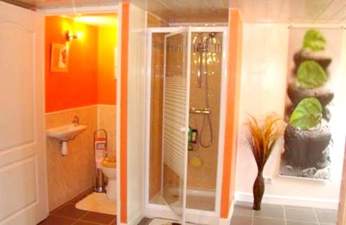Saint-Pierre-Lafeuille Apartamento | Appartement de 2 chambres avec piscine privee spa et jardin clos a Saint Pierre Lafeuille