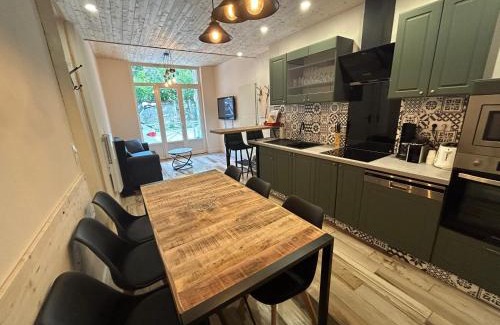 Savignac-les-Ormeaux Apartamento | Appartement charmant à Savignac-les-Ormeaux, 56 m², balcon