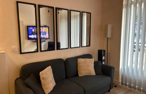 Savignac-les-Ormeaux Apartamento | Appartement charmant à Savignac-les-Ormeaux, 56 m², balcon
