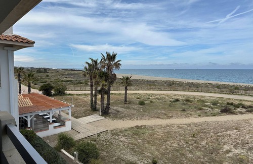 Saint-Cyprien Plage Apartamento | Appartement Front de mer Avec Piscine et Accès Direct Plage à Saint Cyprien