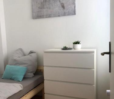 Halle Apartamento | Appartement "Gudrun" inklusive Parkplatz