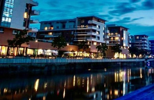Neudorf Ouest Apartamento | Appartement haut standing F2 Rivetoile Strasbourg centre parking gratuit terrasse