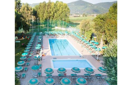 Luni Mare Apartamento | Appartement in Luni mit Pool