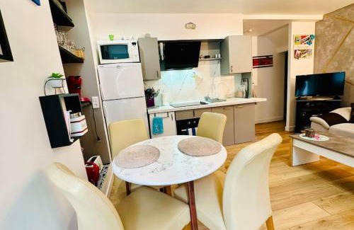 Le Palais Apartamento | Appartement Jardin du Palais- Relaxation Centrale