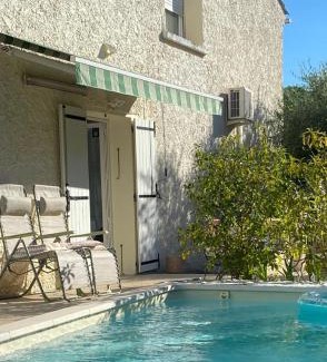 Pont-Saint-Esprit Apartamento | Appartement la calador