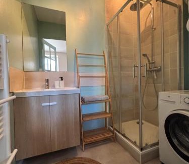 Laval Apartamento | Appartement Laval centre