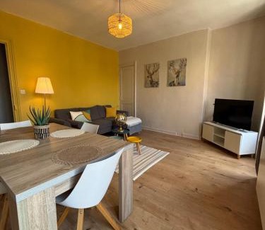 Laval Apartamento | Appartement Laval centre