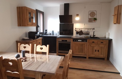 Porte-Puymorens Apartamento | Appartement Le Cerf 3 aux Pieds des Pistes de Skis