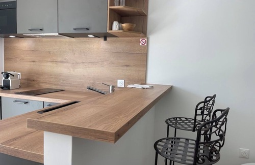 Saint-Andre-dAllas Apartamento | Appartement Les Hyacinthes 6