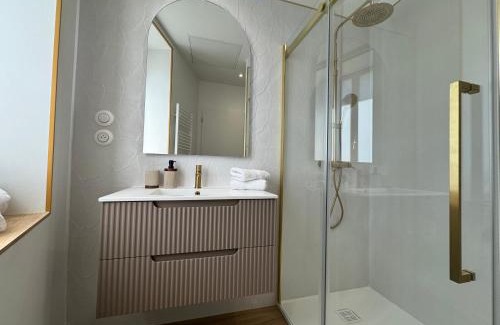 Moulins Apartamento | Appartement Le rêve de Gaïa Climatisation et Wifi