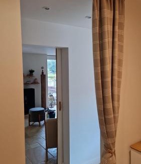 Autre Eglise Casa | Appartement lumineux et chaleureux avec piscine estivale