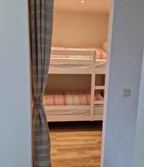 Autre Eglise Casa | Appartement lumineux et chaleureux avec piscine estivale