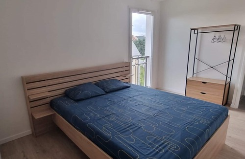 Chelles Apartamento | Appartement Lumineux Proche Paris