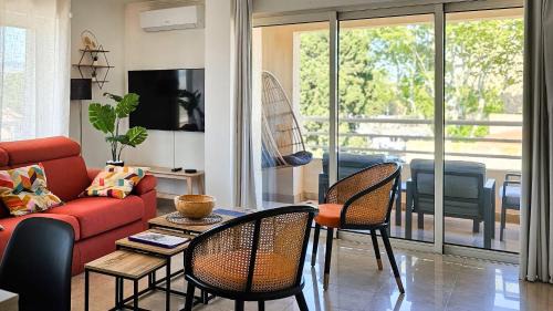 Les Sablettes Apartamento | Appartement Luxueux Entre Bord de Mer & Montagne - by Résidence La Fontaine Sablettes